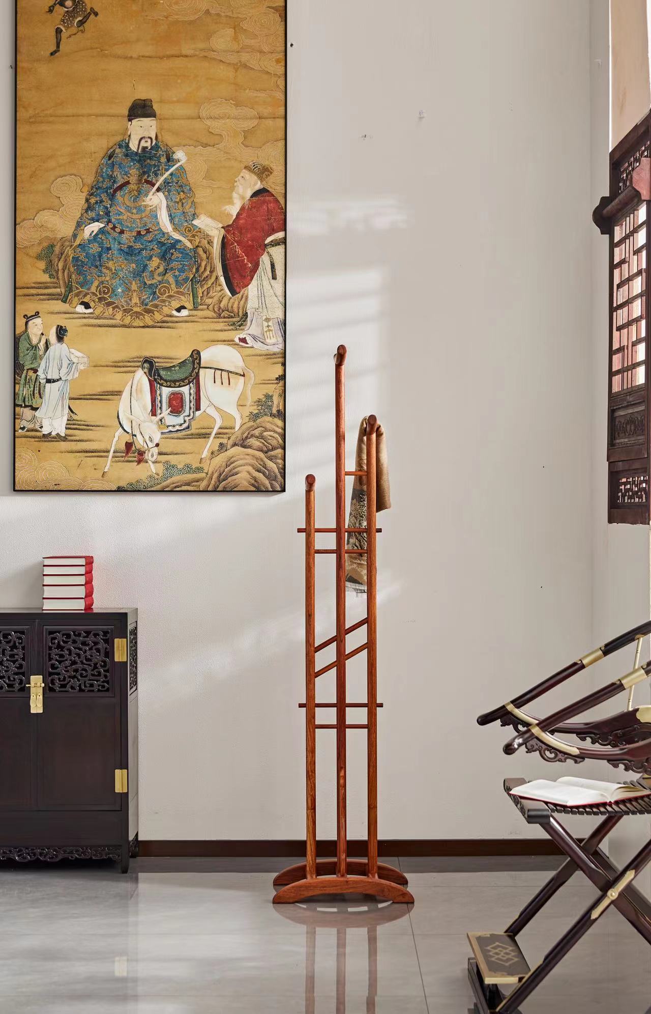 缅甸花梨三叉衣帽架