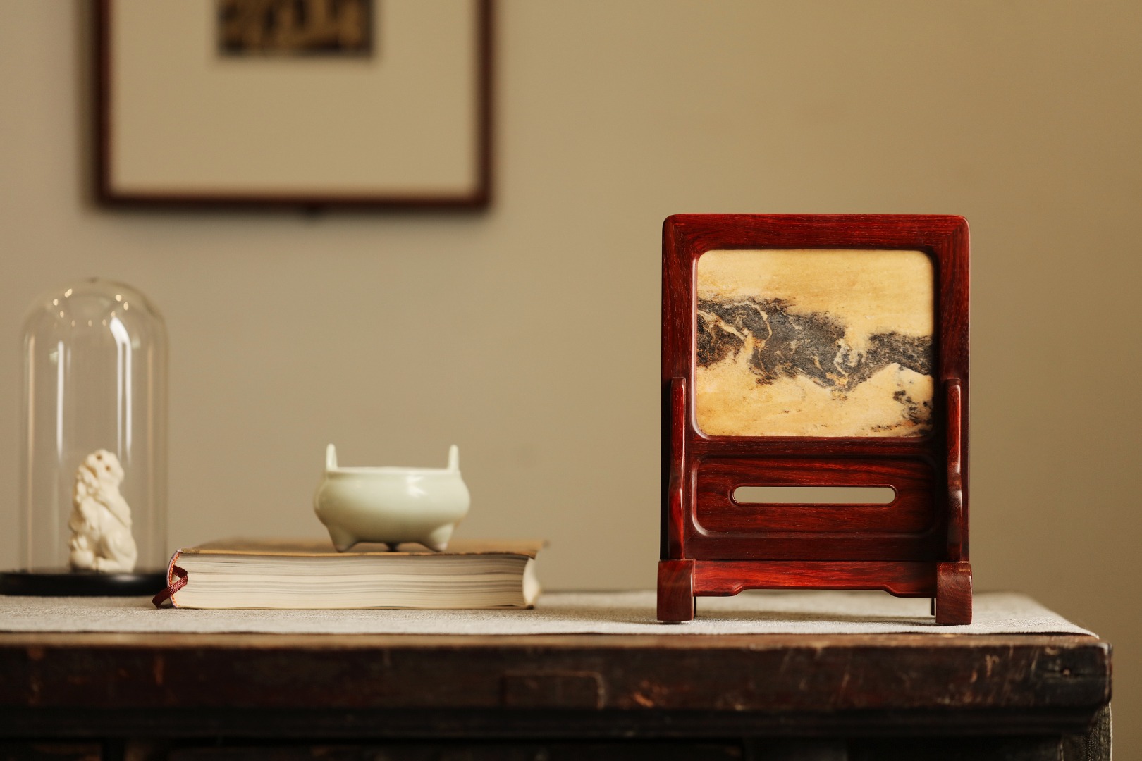 紫檀X云石 | 案上屏