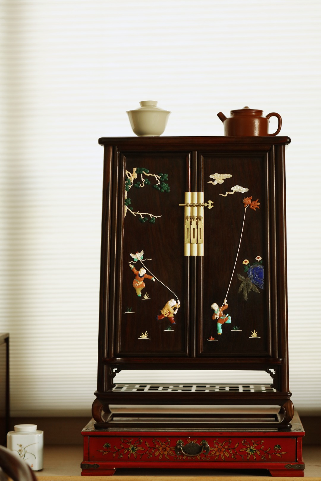 酸枝【童趣长春】圆角柜