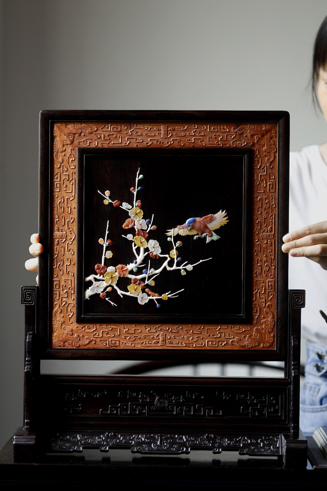 紫光檀-缅花【喜上眉梢】插屏
