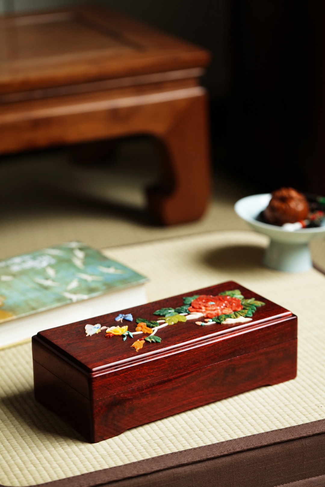 小叶紫檀【蝶恋花】首饰盒
