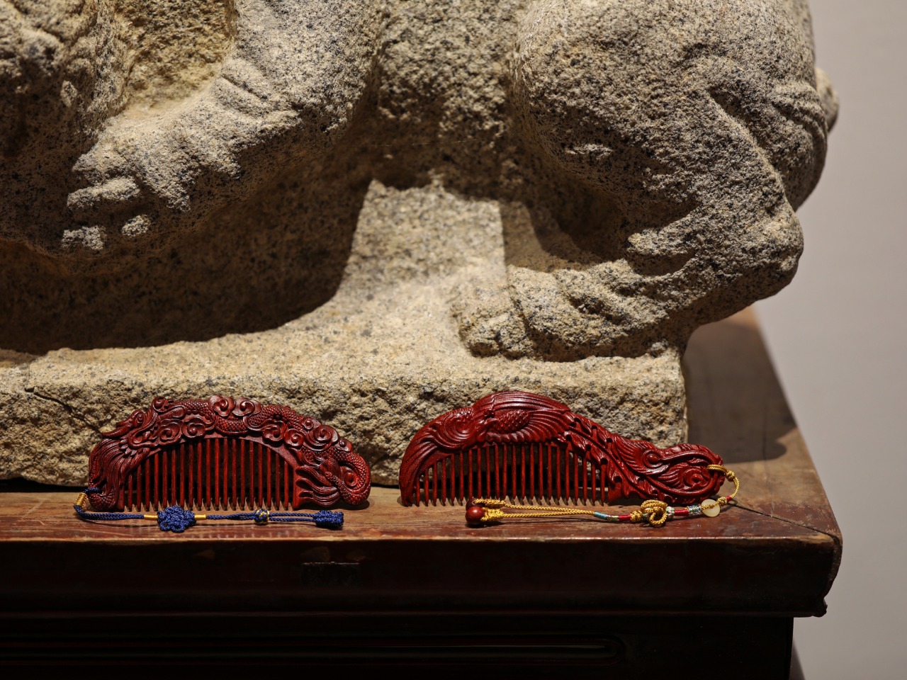 小叶紫檀丨凤凰·木梳
