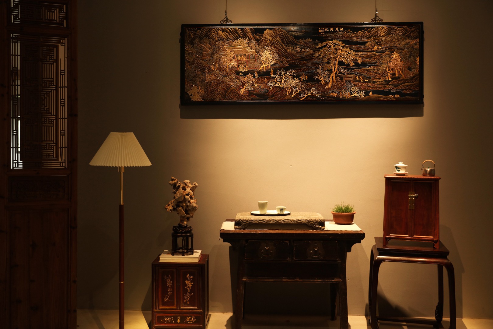 老楠木x漆画【桃花源记】大挂屏
