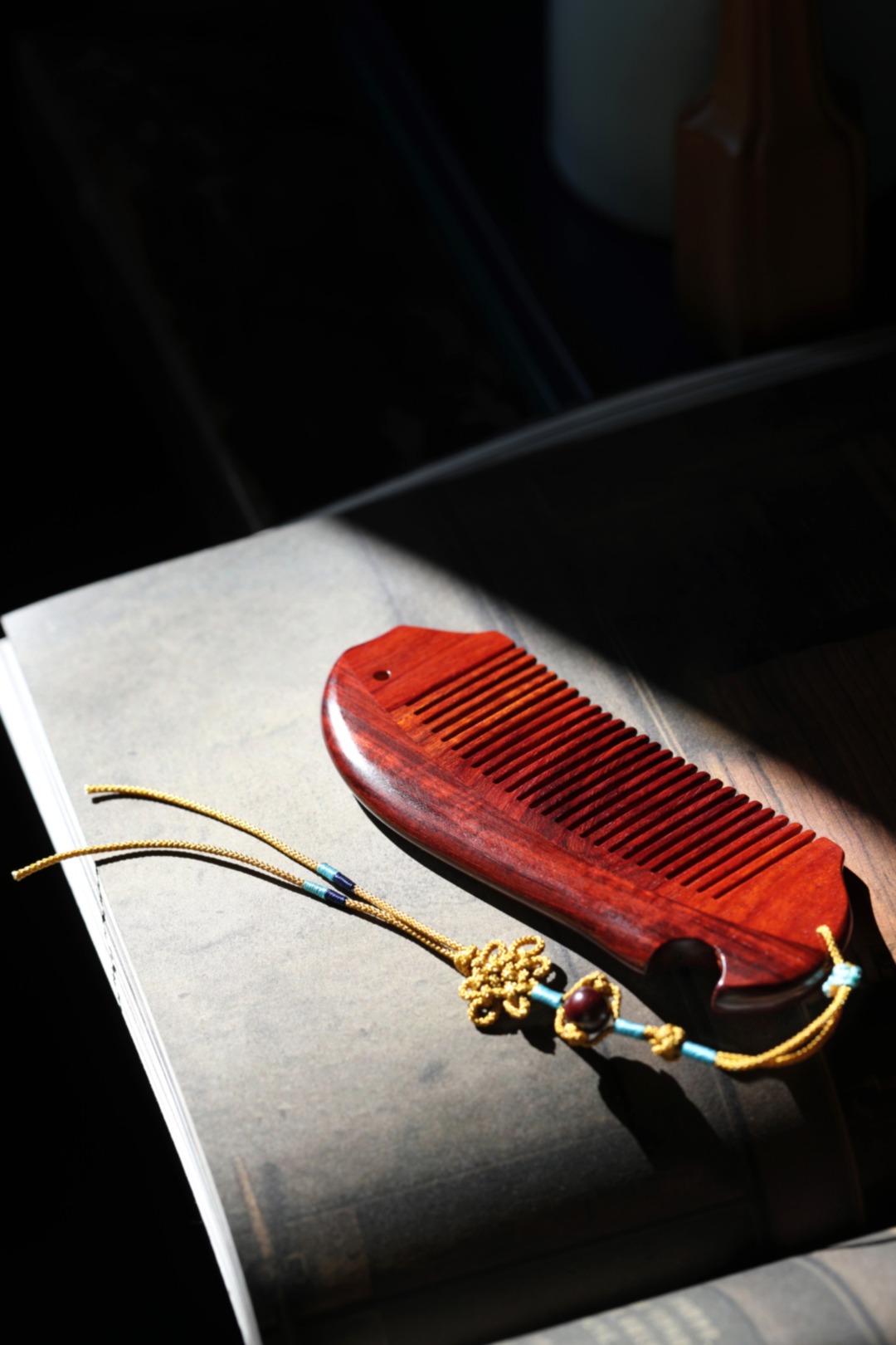 小叶紫檀【一只鱼】木梳
