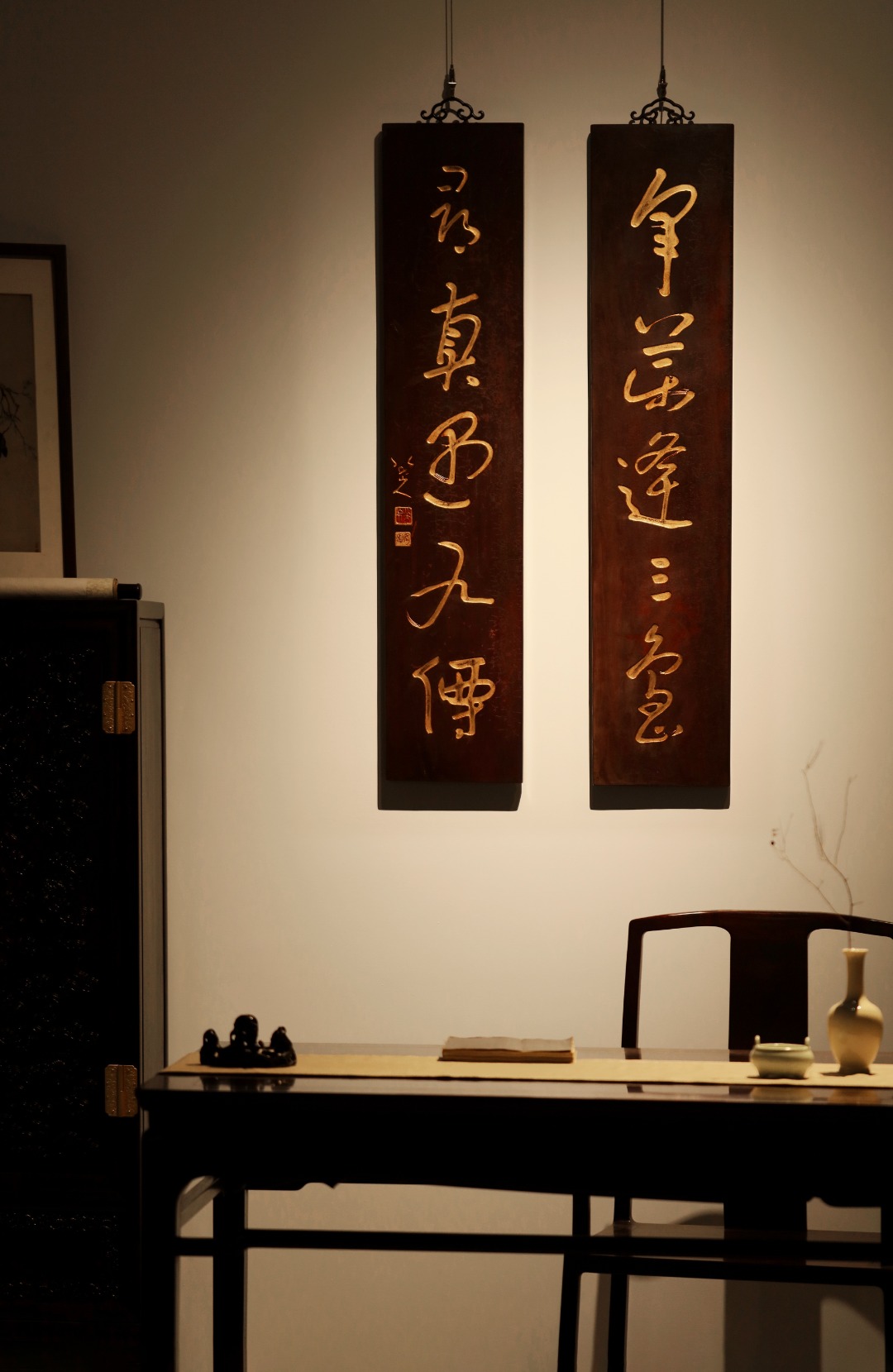 雅室清居｜楠木对联
