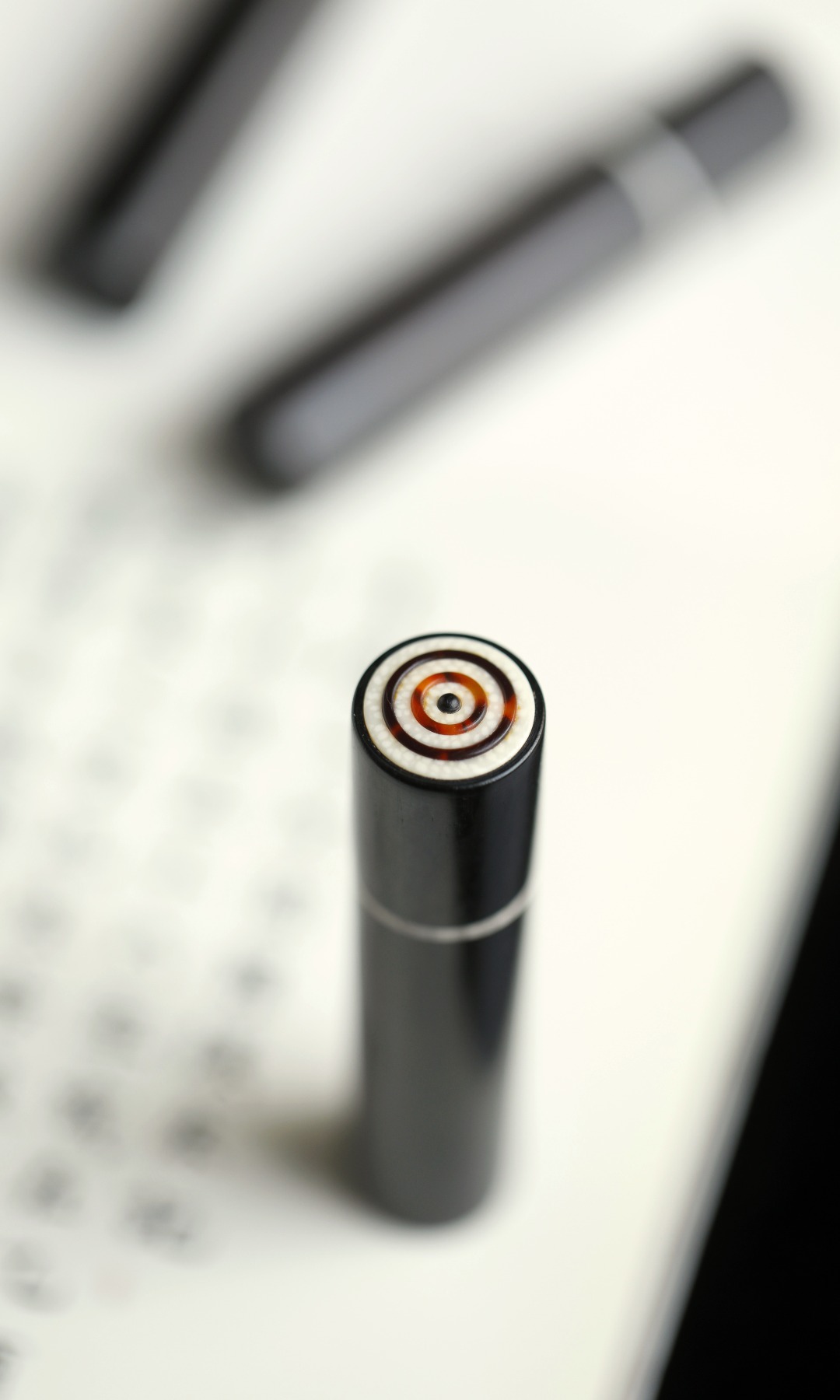 紫光檀x鹿角 | 牙签筒
