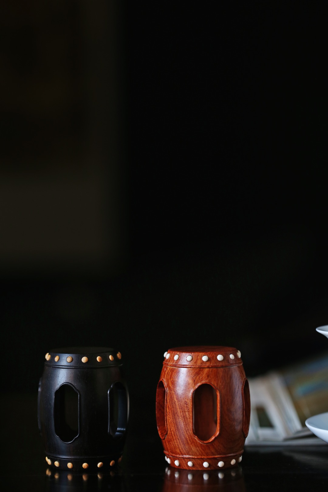 圆鼓凳 · 盖置/小底座
