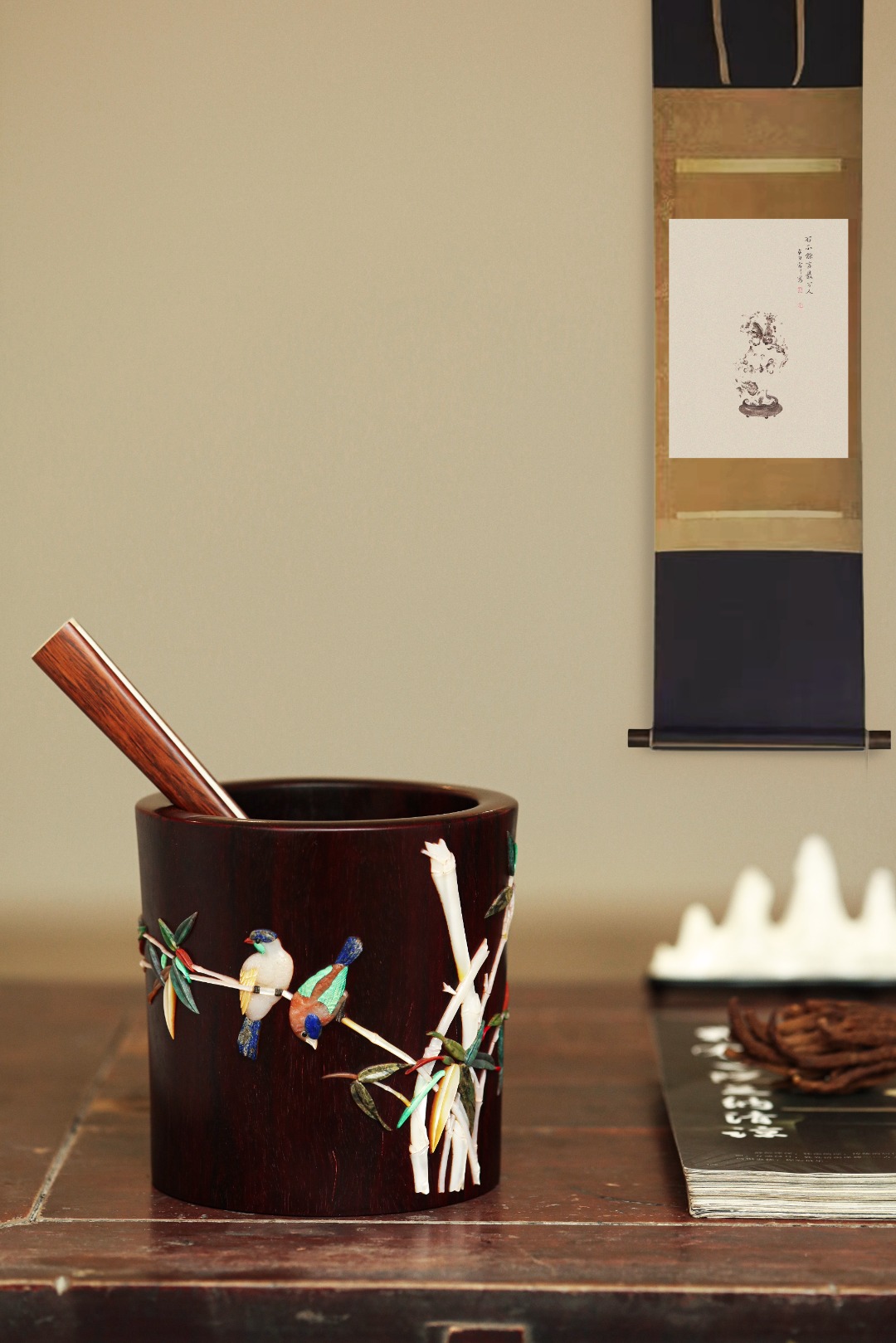 紫檀【竹报平安】笔筒
