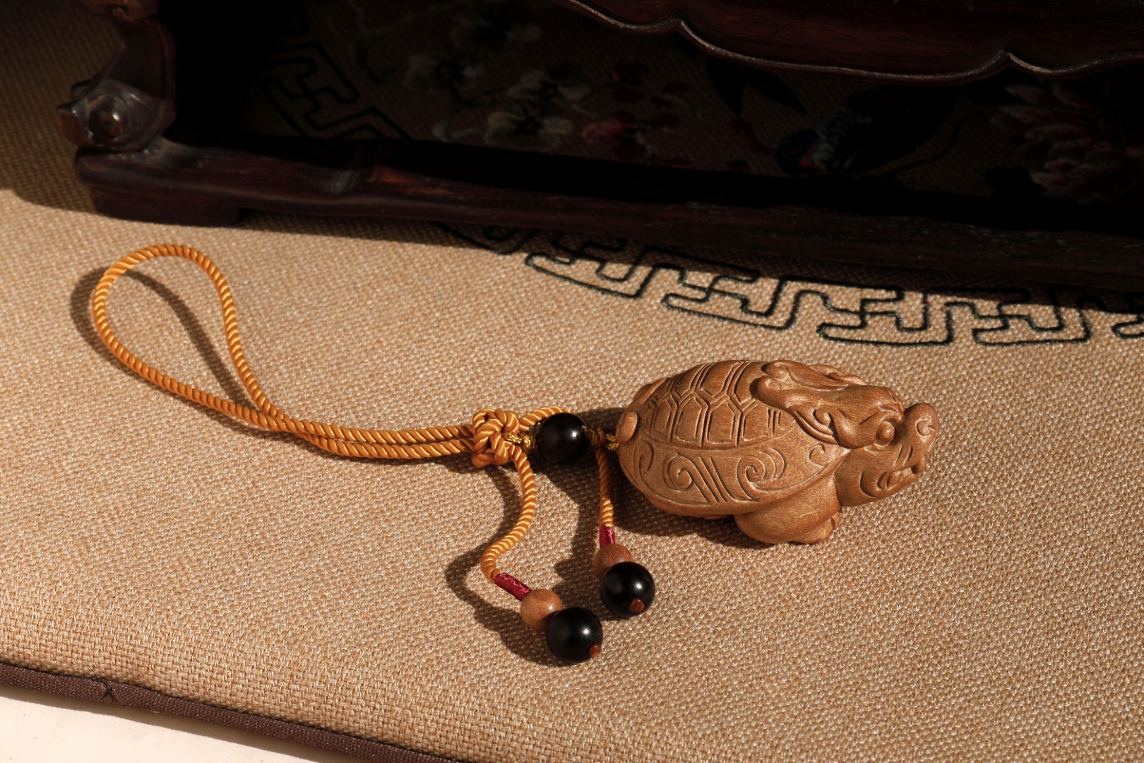 老山檀香 | 龙龟 钥匙扣 
