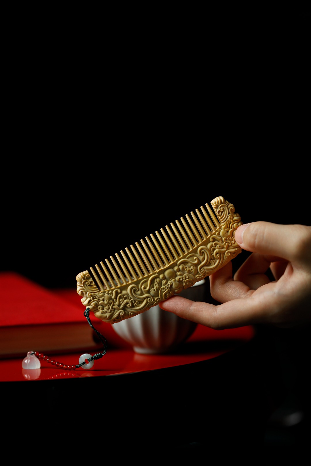 黄杨木【饕餮纹】木梳
