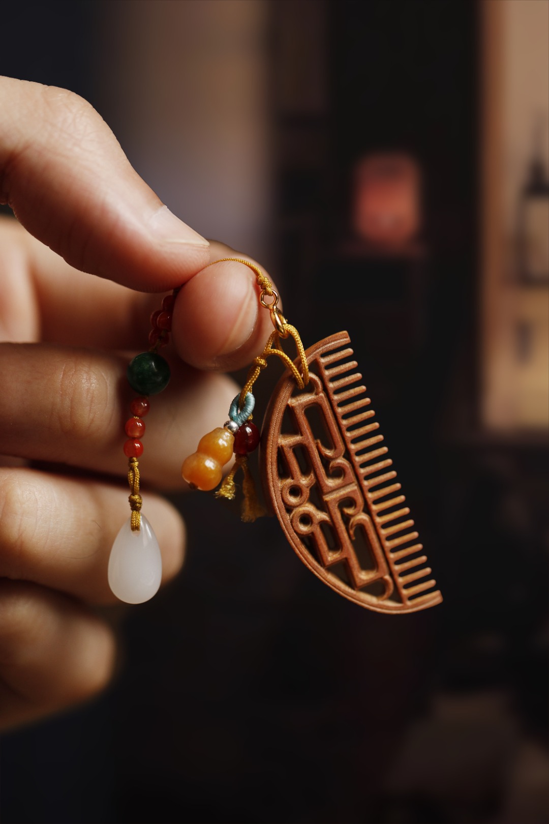 老山檀香【半月梳】小把件 挂件
