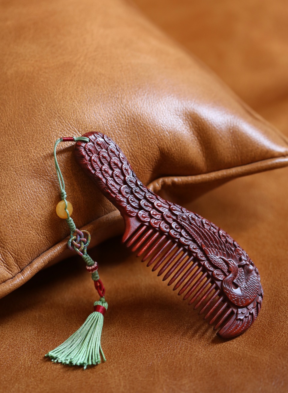 紫檀【孔雀】木梳
