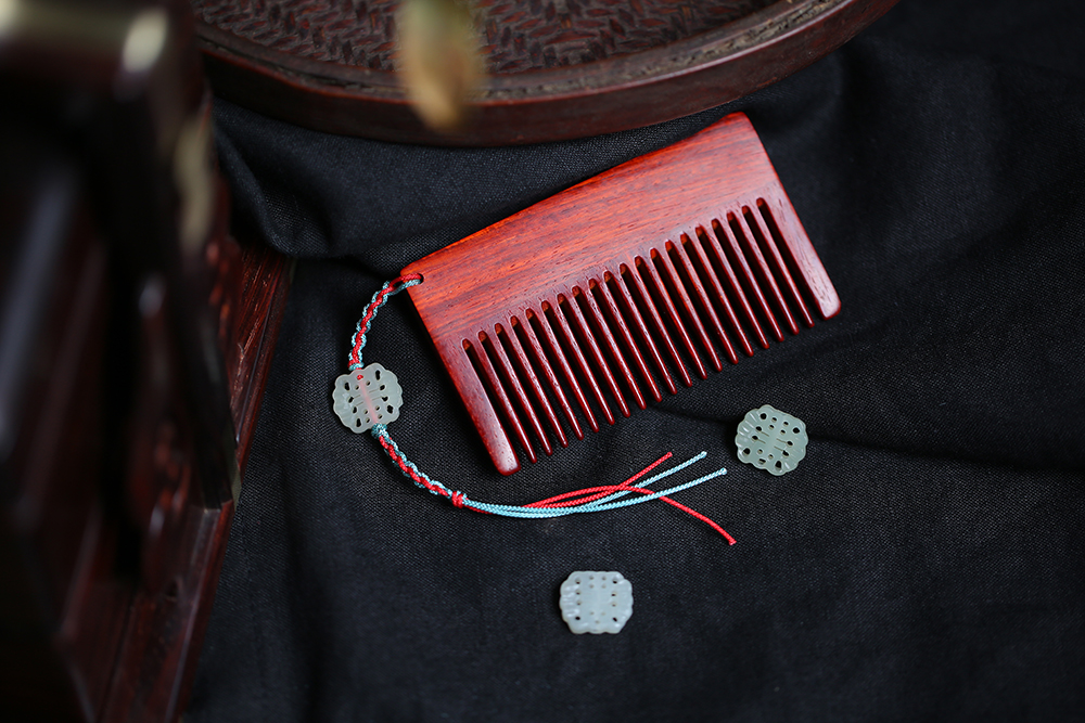 小叶紫檀 | 相依 木梳
