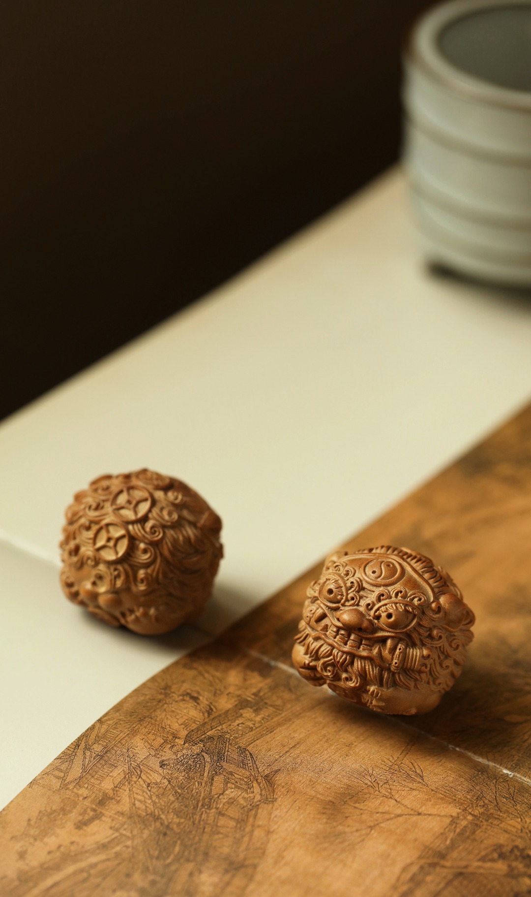 老山檀香｜瑞狮咬剑 保健球
