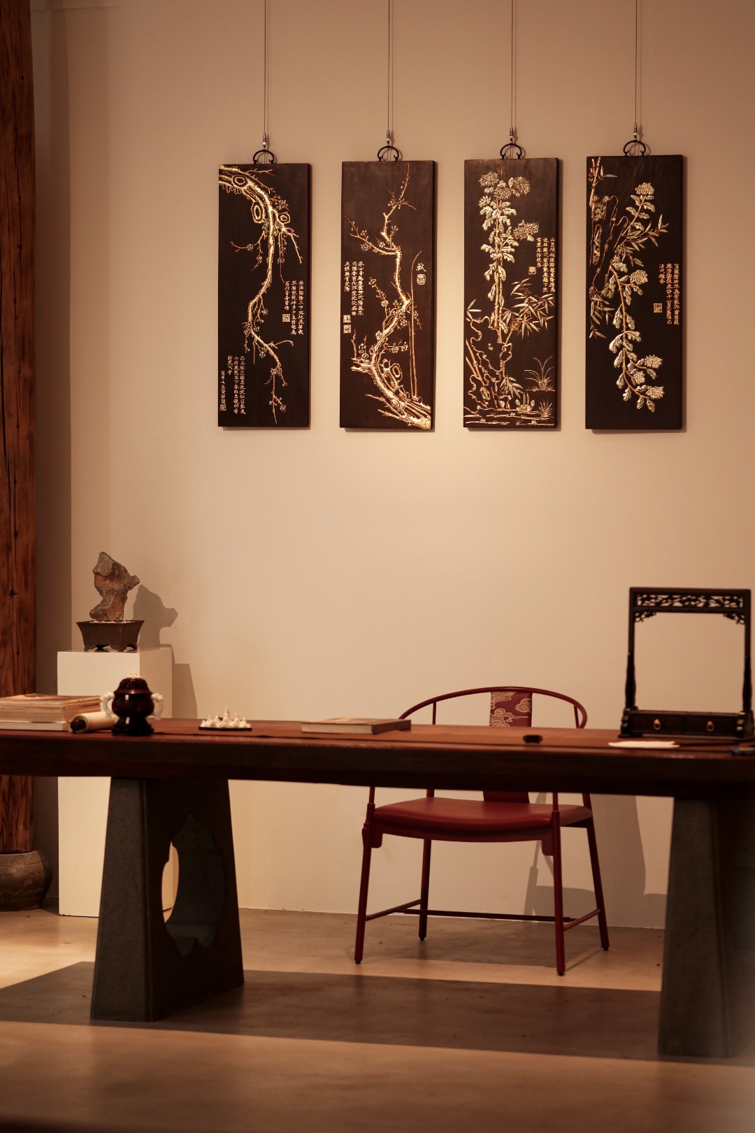 老楠木| 梅兰竹菊 描金四条屏
