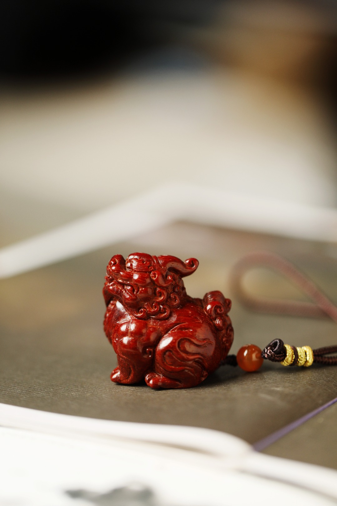 紫檀【独角貔貅】手把件

