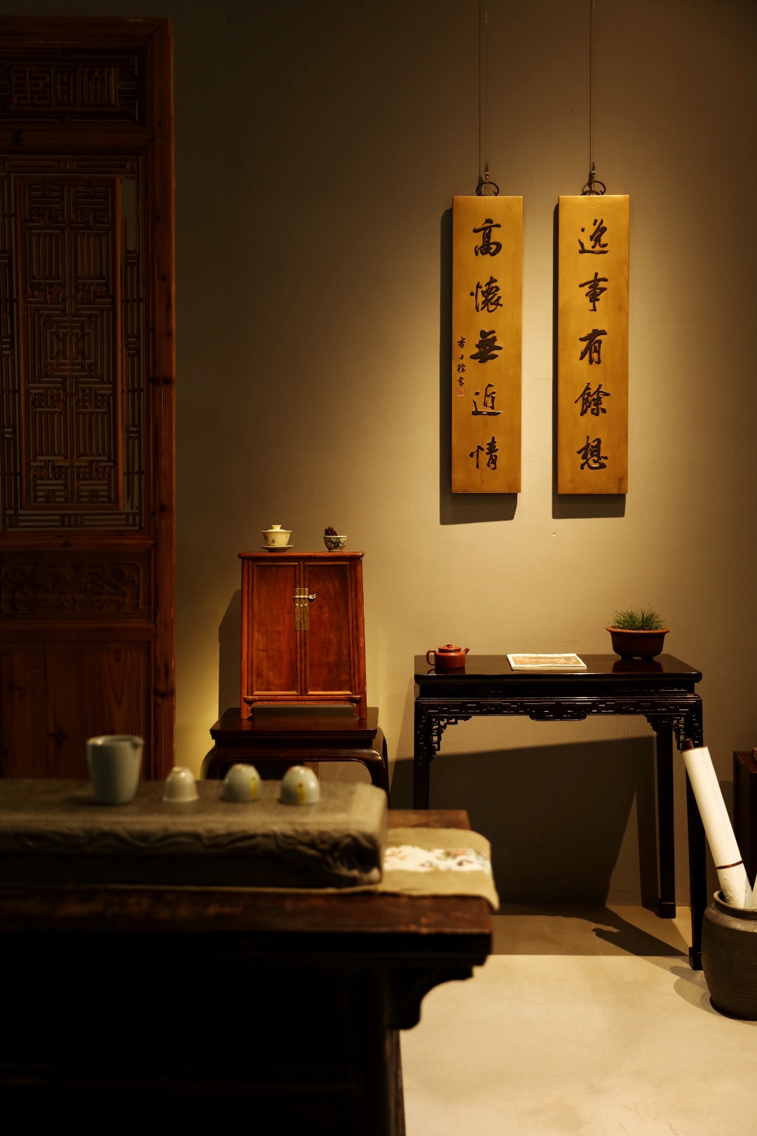 雅室清居｜楠木对联
