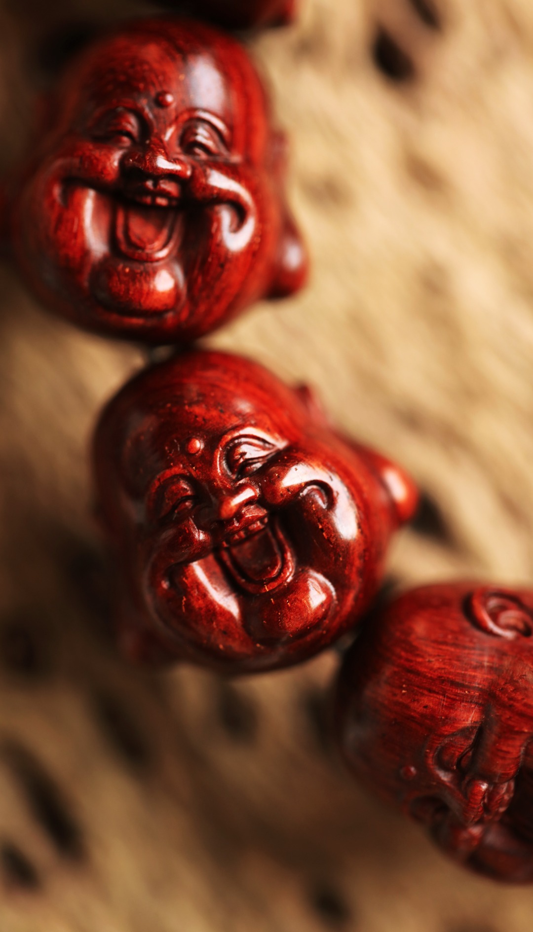 小叶紫檀【弥勒】20mm12颗手串
