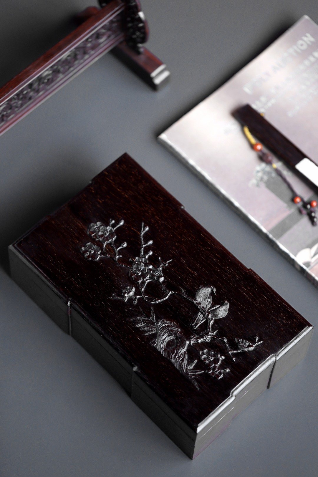 小叶紫檀【喜上眉梢】首饰盒
