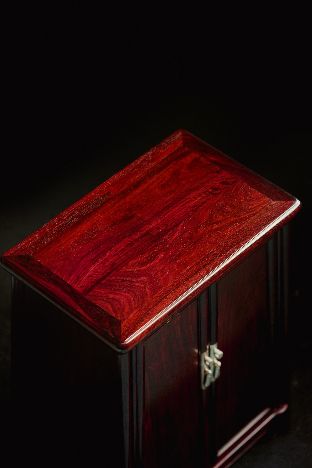 小叶紫檀 | 圆角柜
