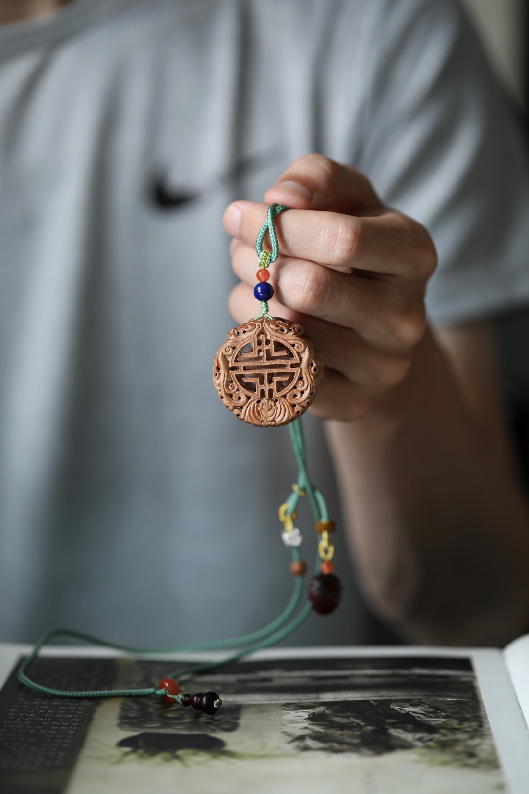 老山檀香【福寿】吊坠 4*4*2cm 全长约46cm  
