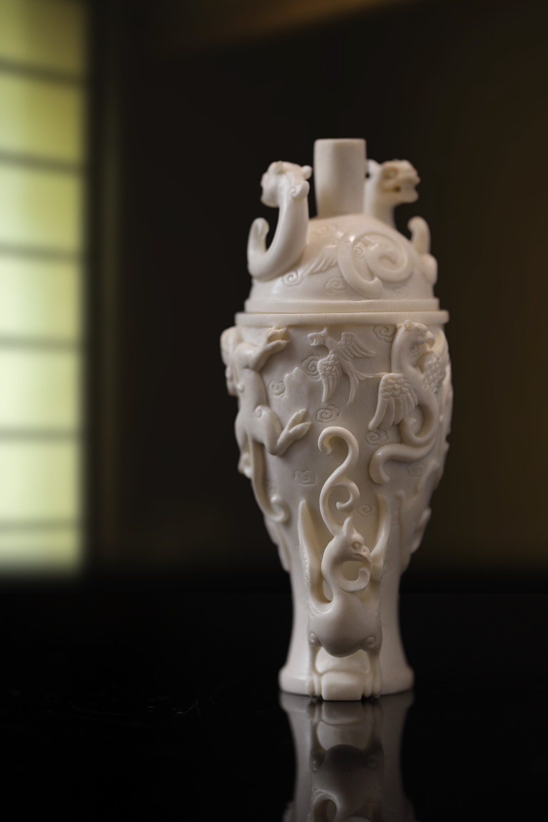 鹿角 | 螭龙·瑞鸟 盖罐
