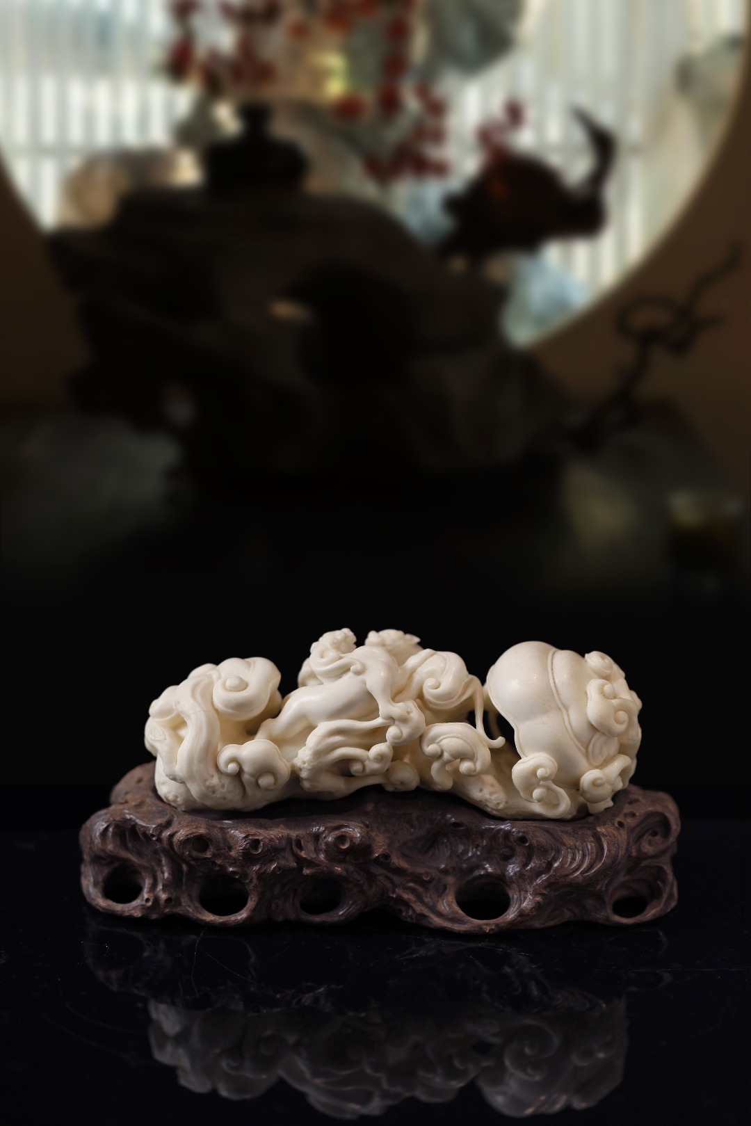 鹿角 | 双螭龙灵芝如意
