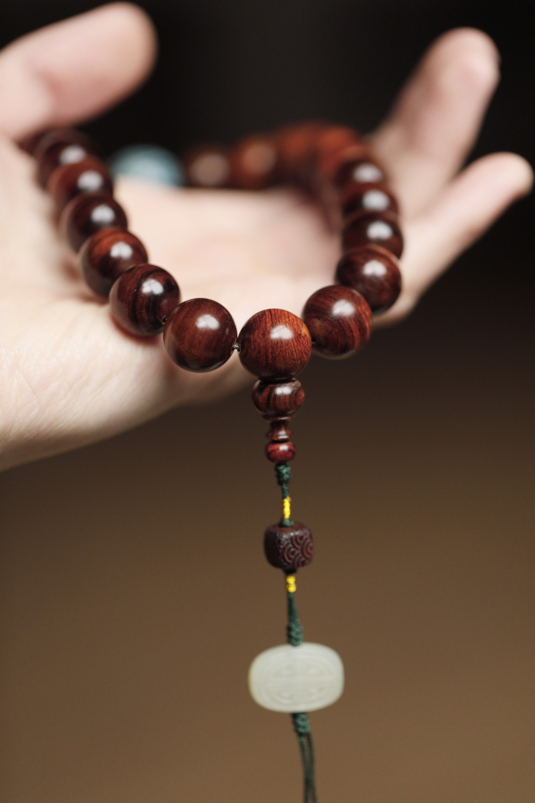 6089 宫廷风 海黄持珠1.5 纹理清晰 降香浓郁 约52g