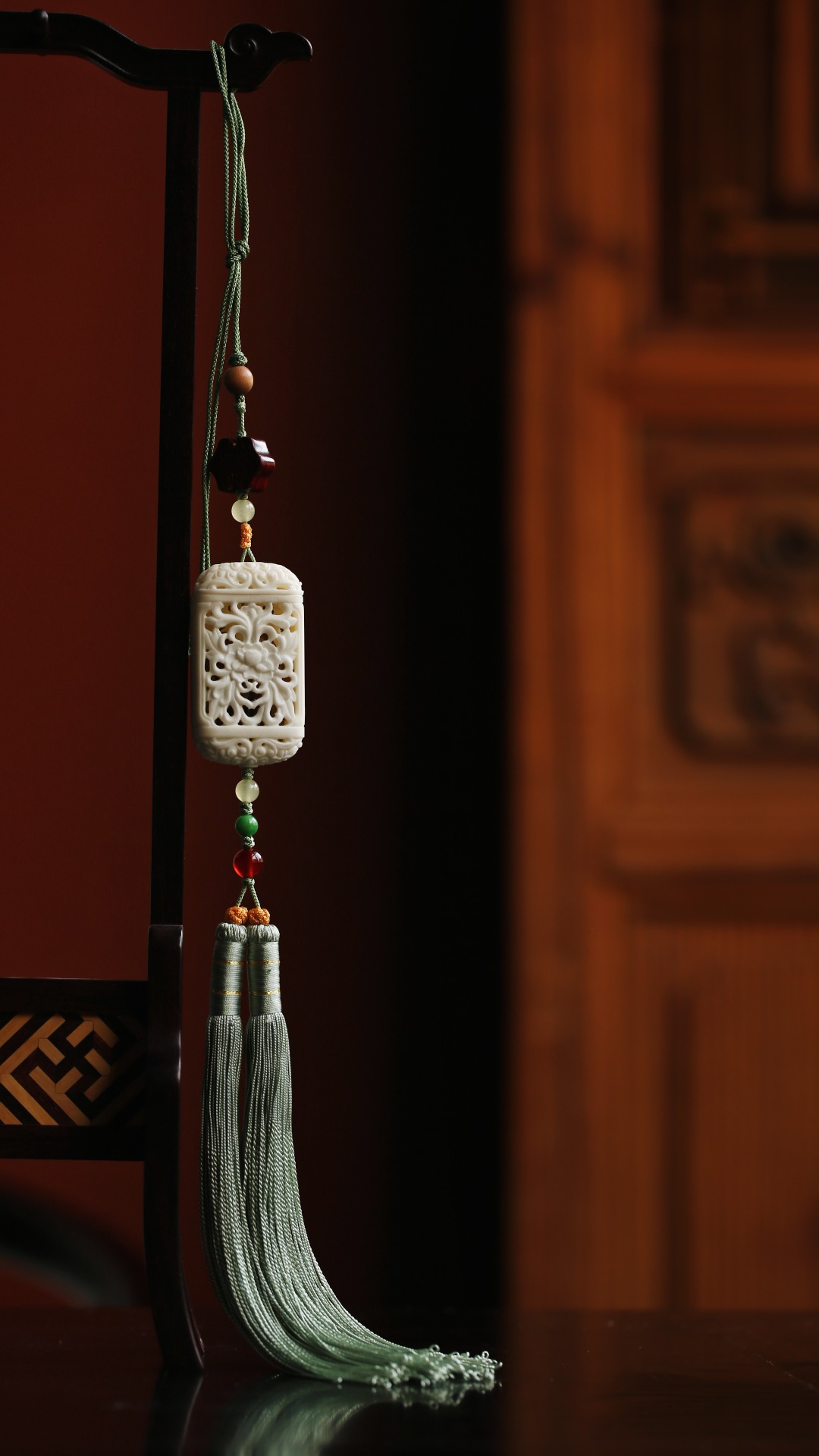 鹿角 宝相花·香囊挂件 5.5*3*1.4cm 全长46cm
