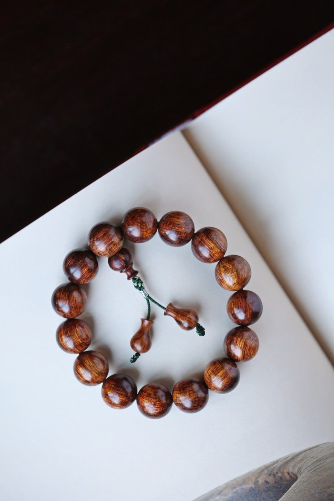 【5947】海黄满细水波纹15mm 约30g