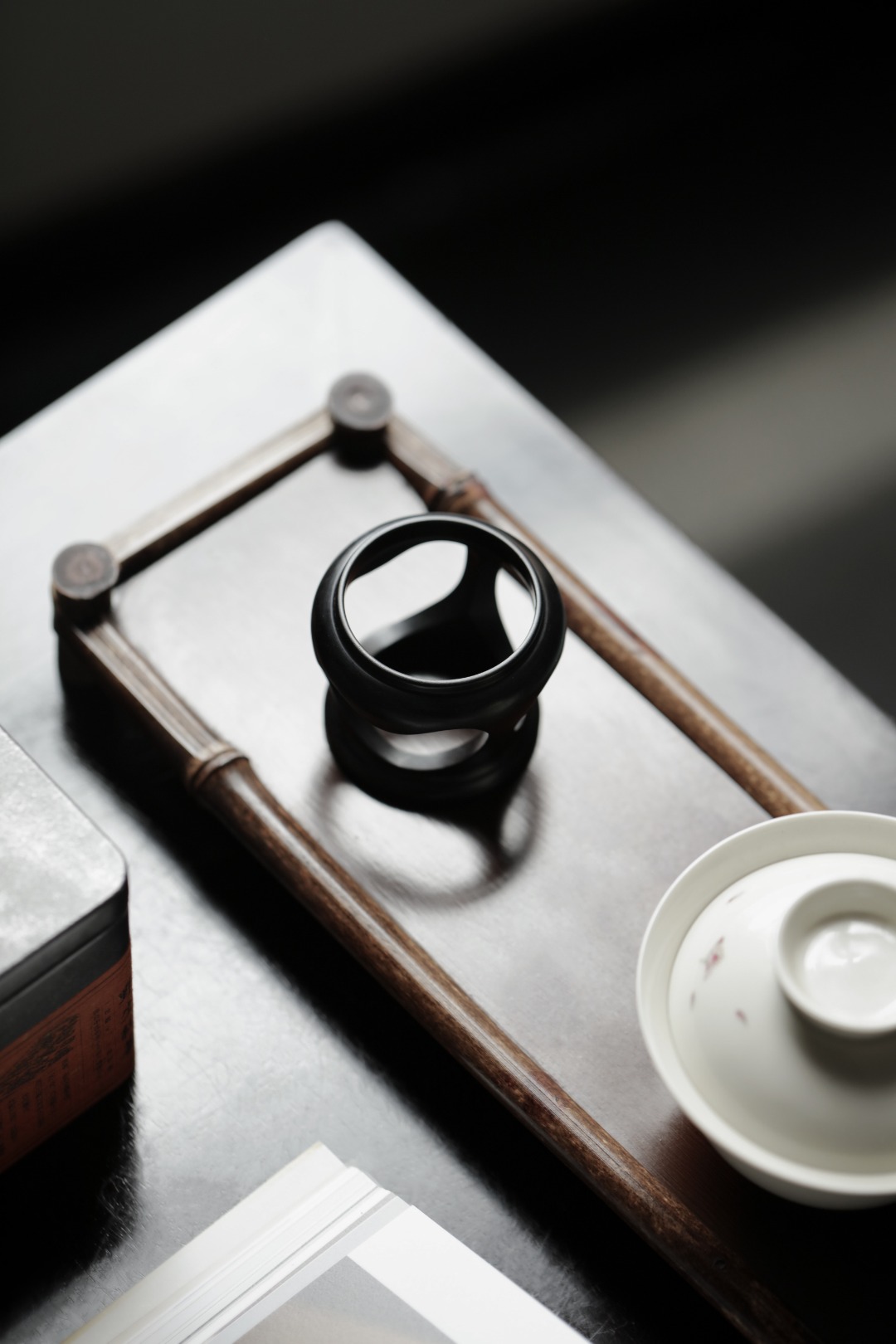 紫光檀【镂空三鼎】盖置 5.9*5.9*4.9cm 重30g