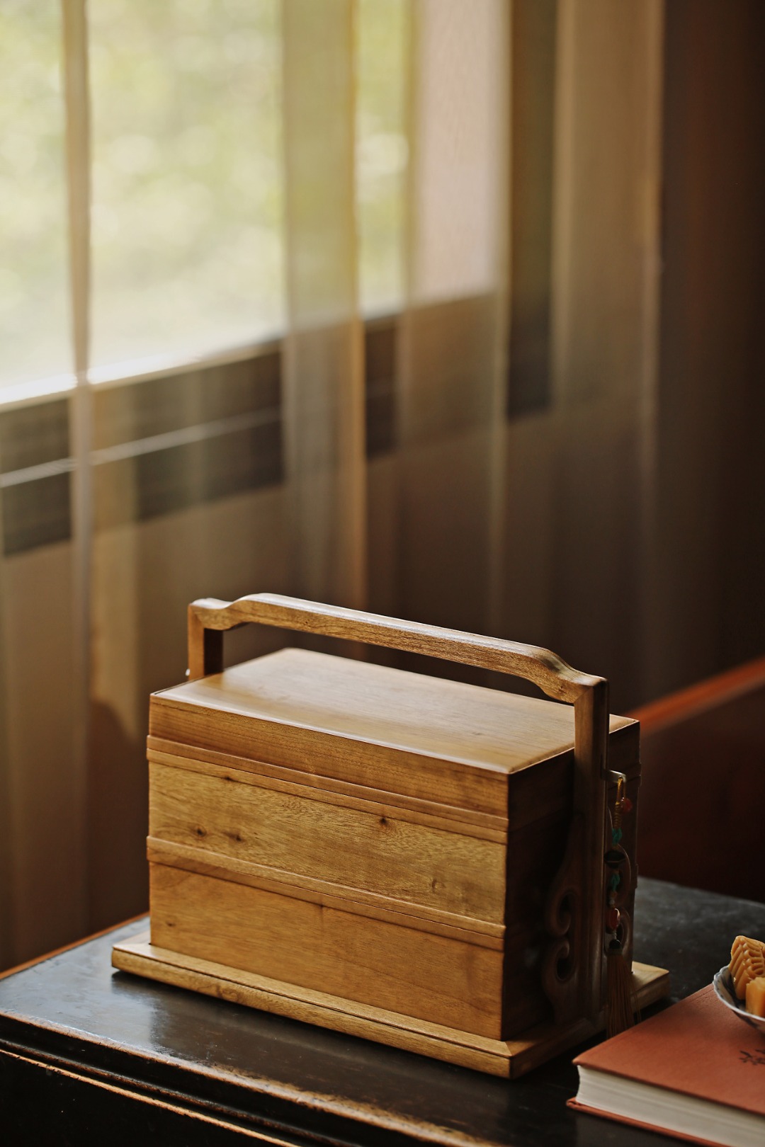 金丝楠 提盒 26.8*16*21cm 重835g
