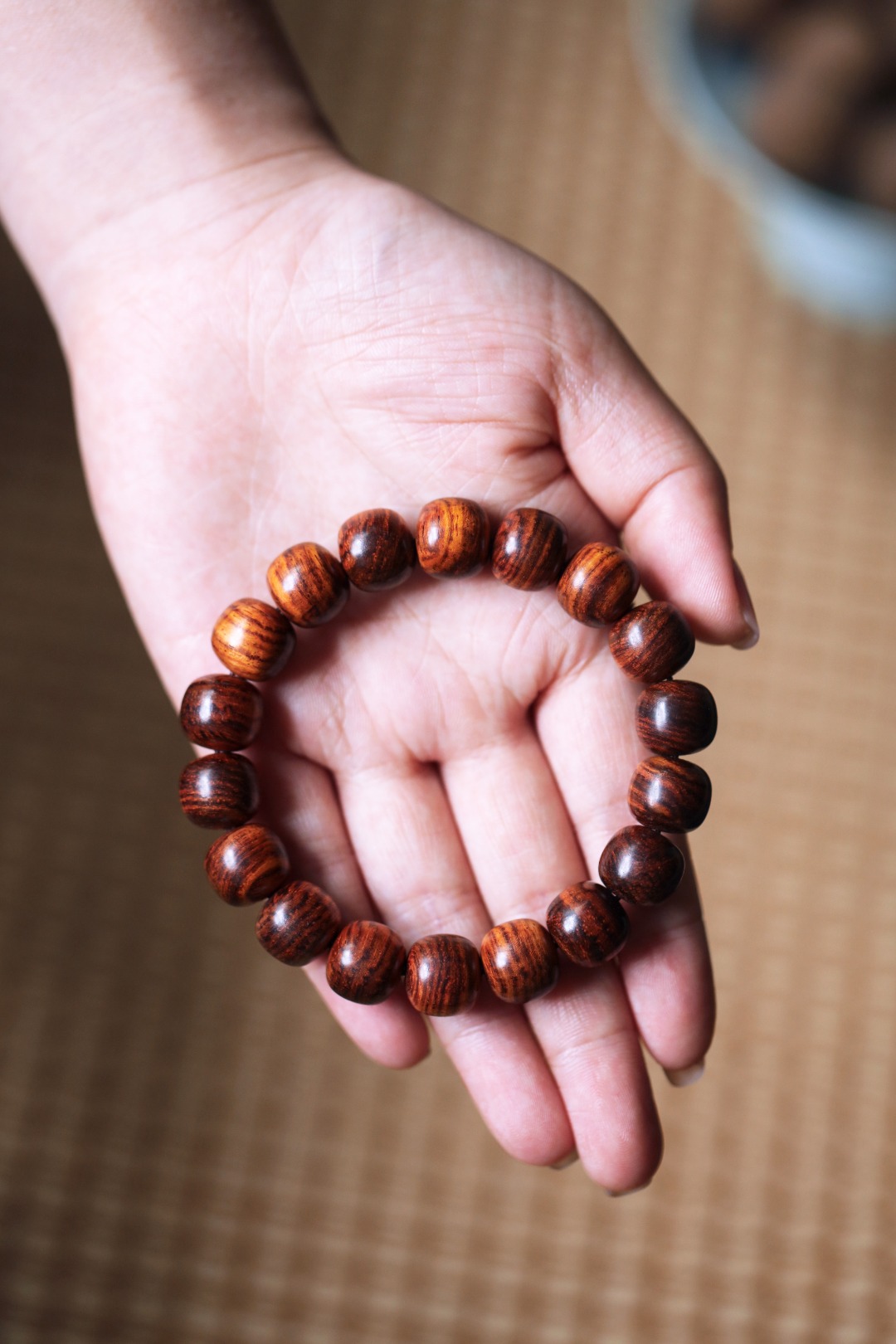 6303海黄虎皮纹11x12mm 质地温润细腻 重16.5g 