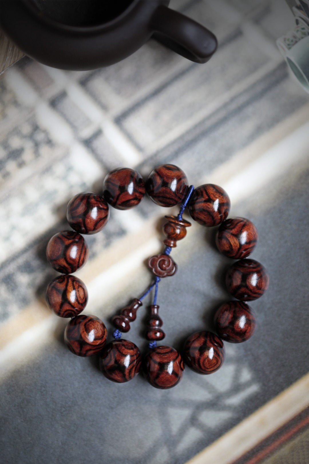 【LS0601032030206HH】海黄 对眼1.8 纹理清晰 降香味浓 约32.4g