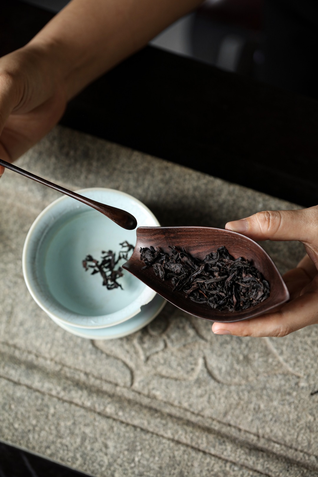 大红酸枝【莲瓣】茶则 12.1*5.8*2.6cm 重27.3g 勺长18.5cm 