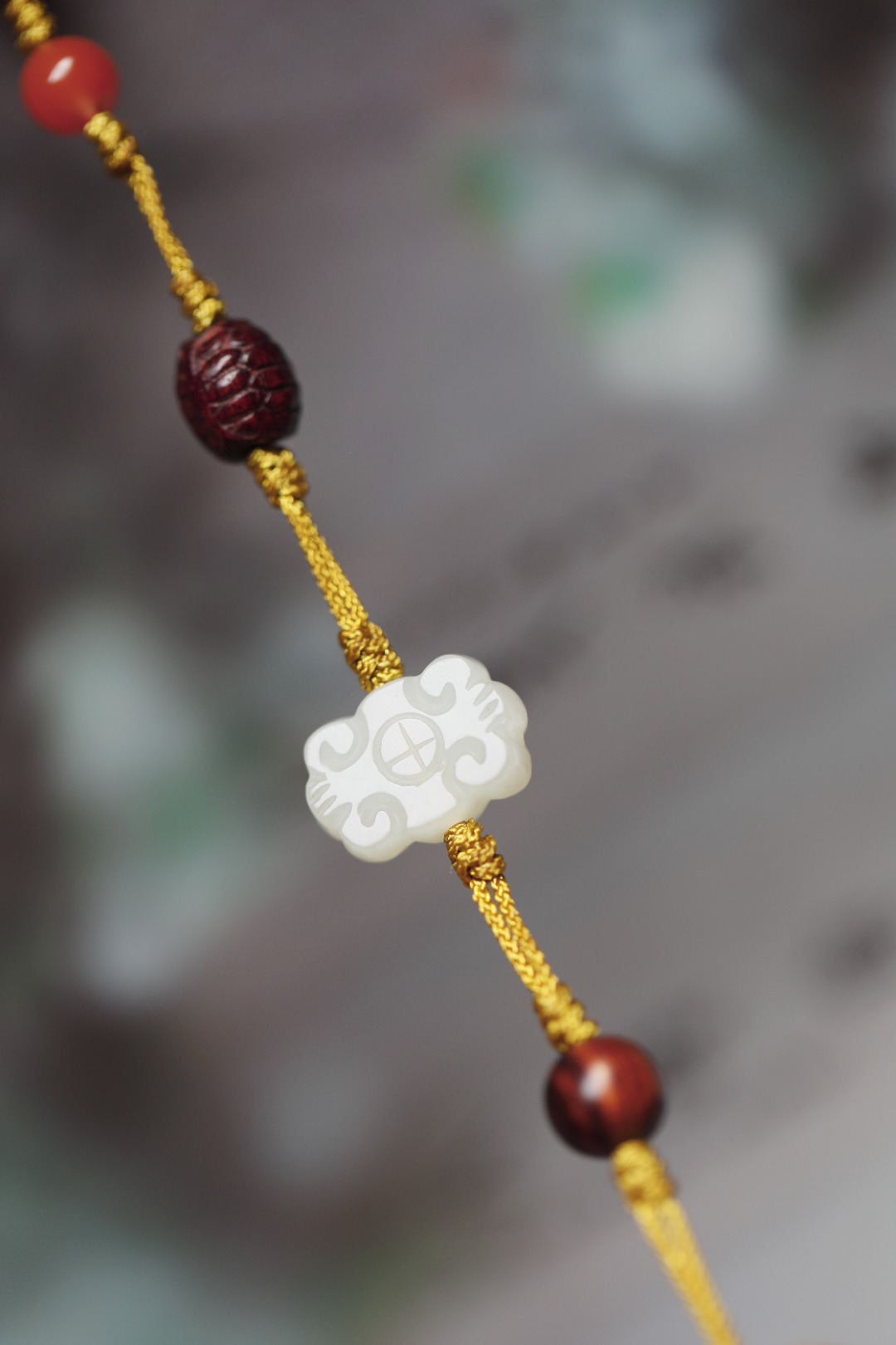 6005 海黄 沉水级 顺纹紫油梨老料1.0x108颗 降香味浓 约72.5g 