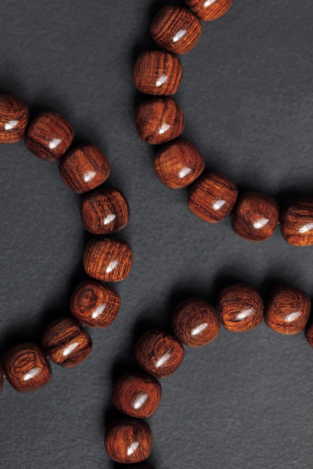 6227 海黄 油梨老料12x13mm手串 料质细腻 重21g 