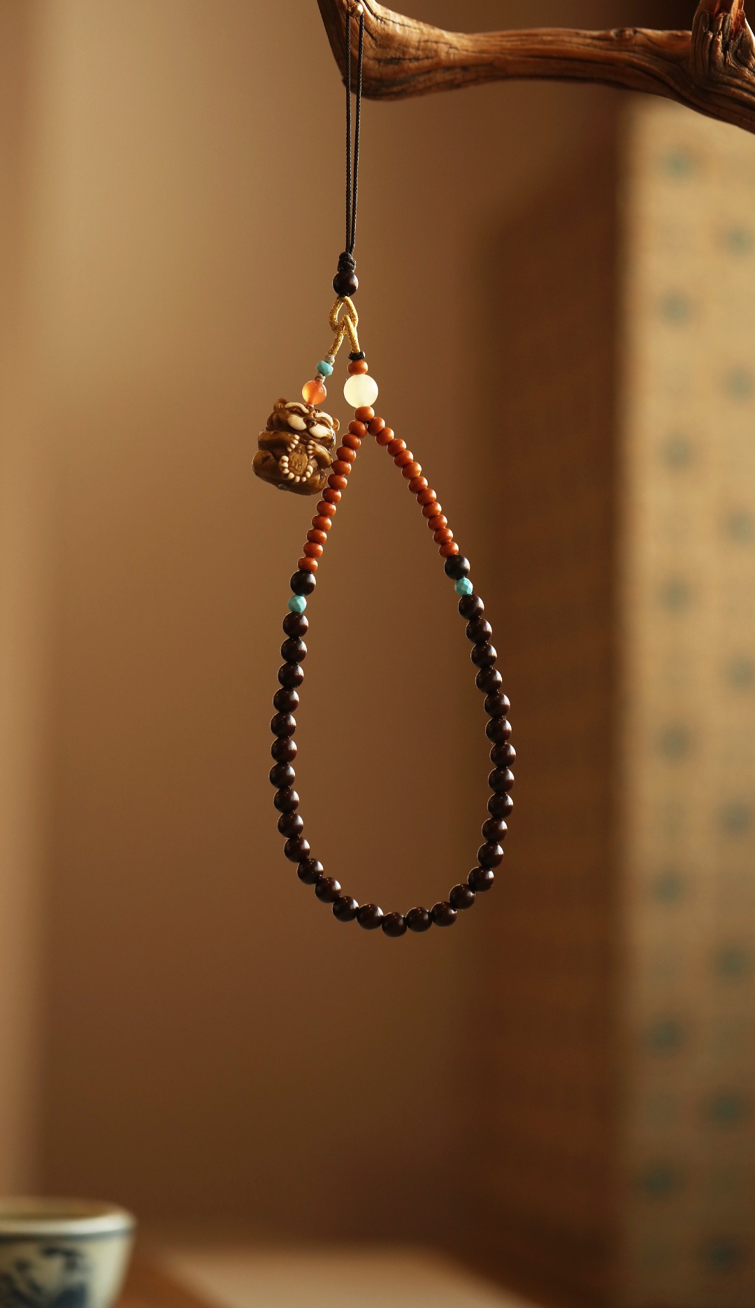 紫檀x鹿角 | 好运虎 挂件 19*19*20mm 全长23cm
