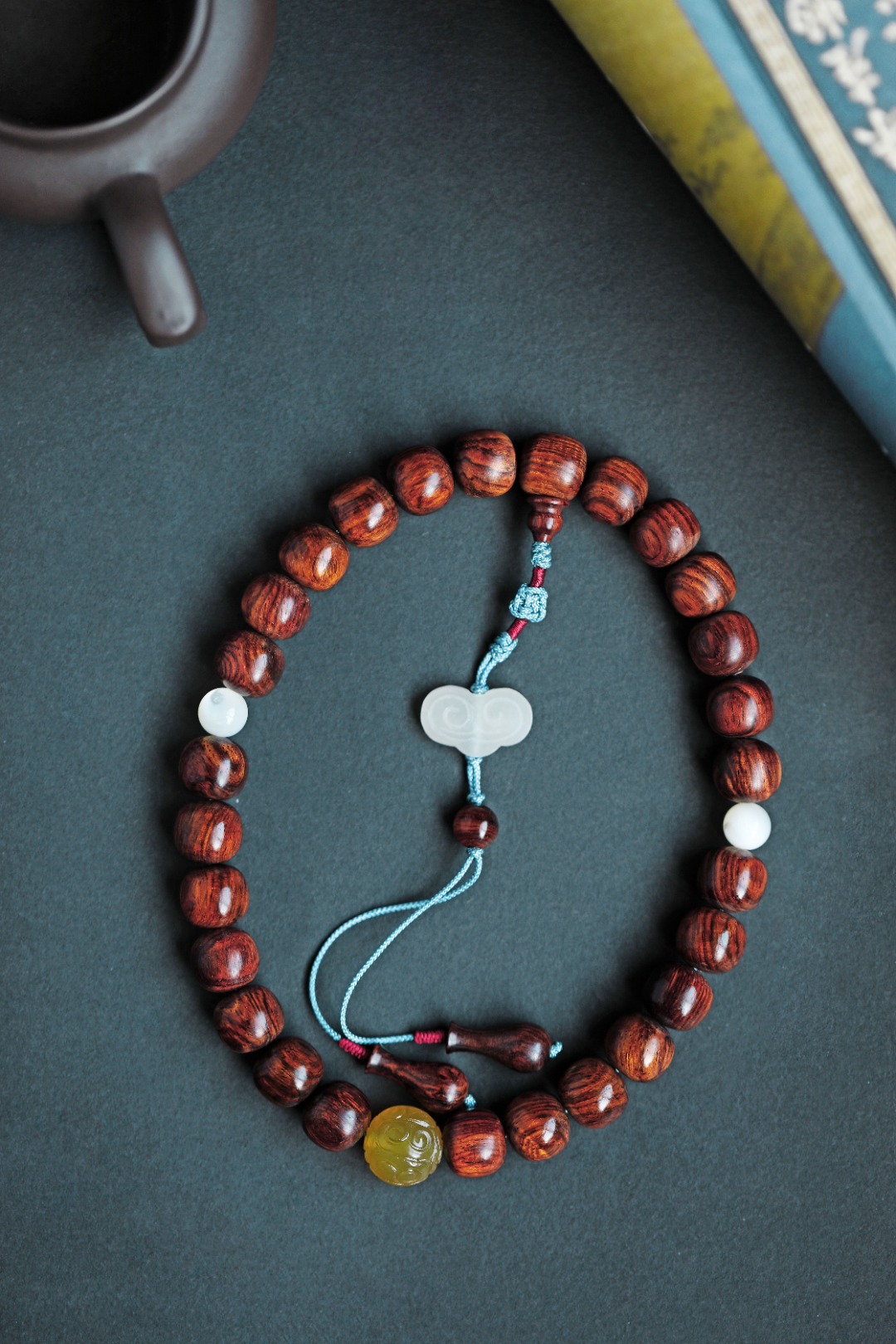 5978 海黄1112mm持珠 纹理清晰 降香浓郁 约33.5g 