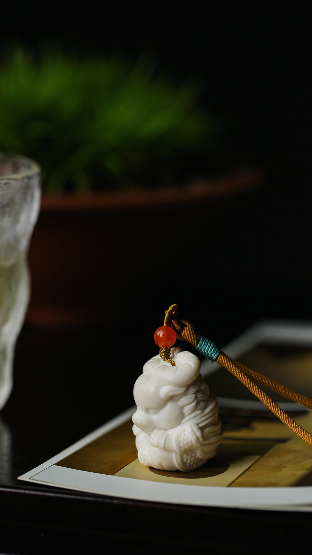 鹿角【牛转乾坤】手把件 30*30*40mm 