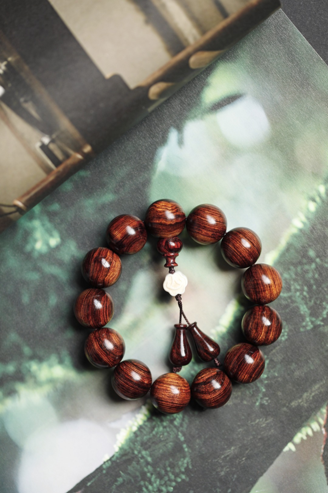 5996 海黄紫油梨沉水1.8 颗颗顺纹 约41.8g