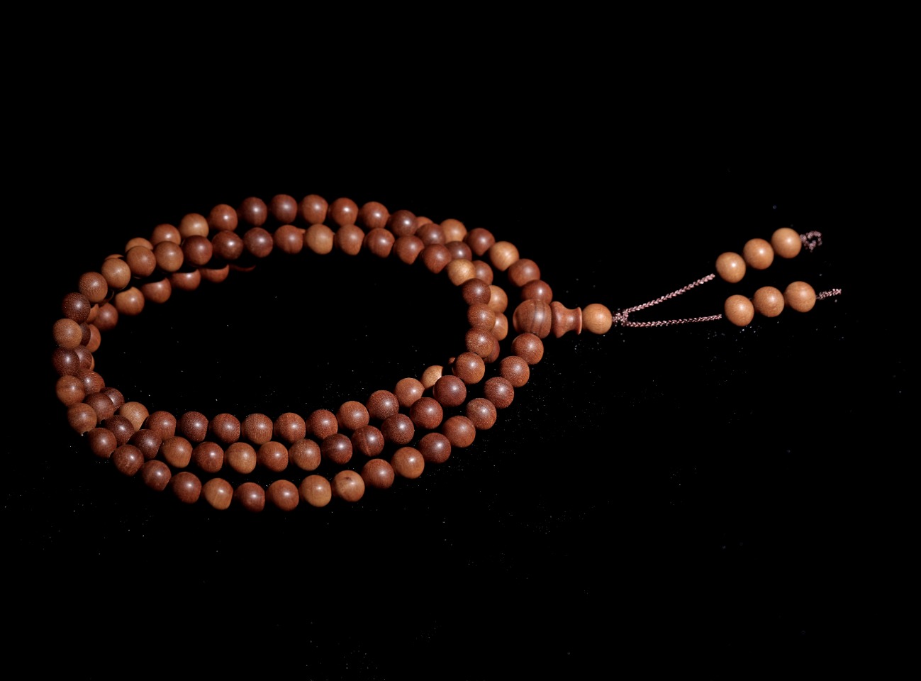 正区印度老山檀香黑肉级手串，高油密老料，肉质细腻6mm*108颗
