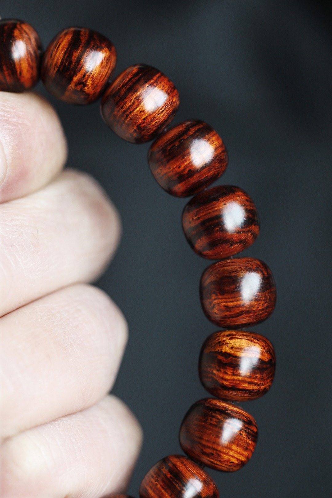 6343 精品山水纹 11x12mm 海黄油梨老料 约17.4g