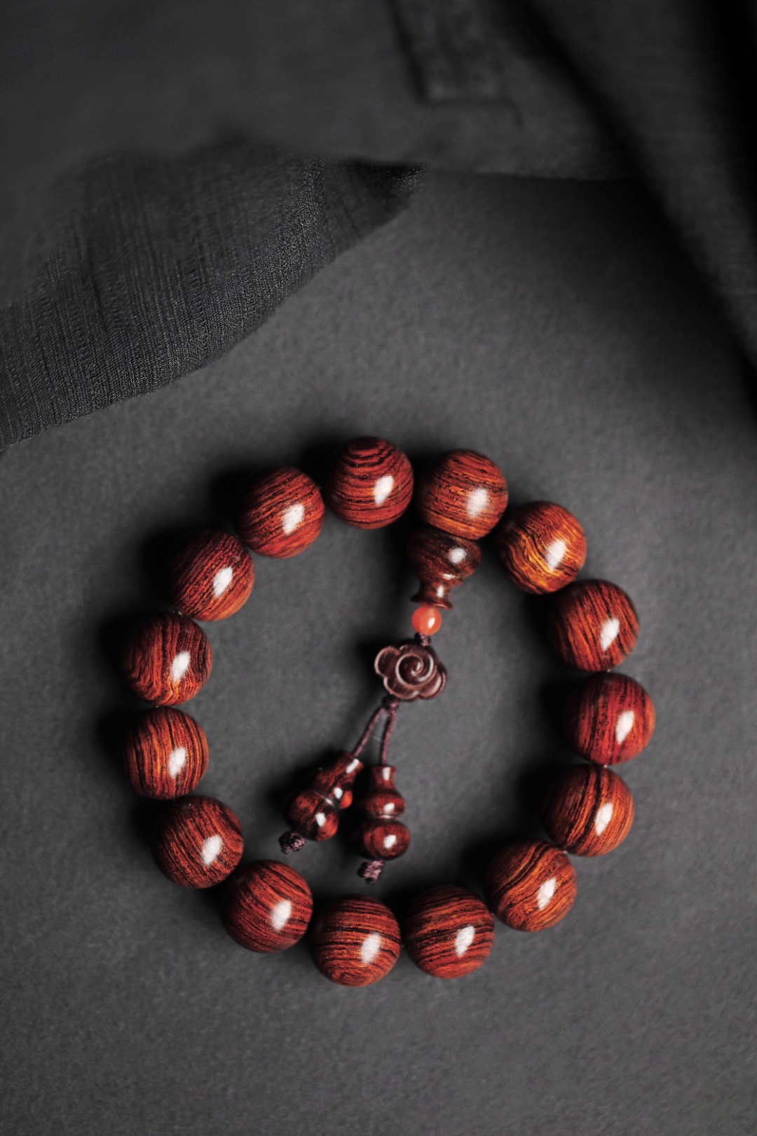 6175 满纹顺纹 油梨 海黄1.5 约31g