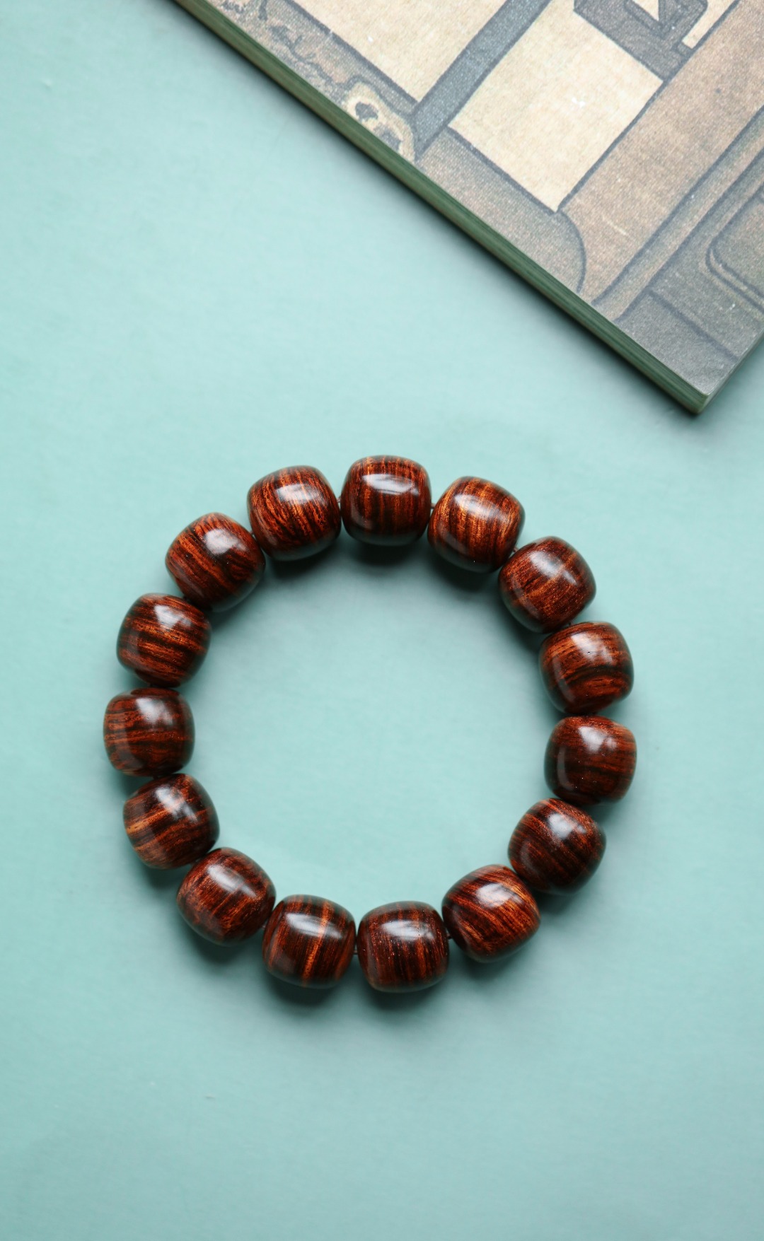 6200海黄油梨老料1.5x1.5桶珠  纹理细腻 重31g