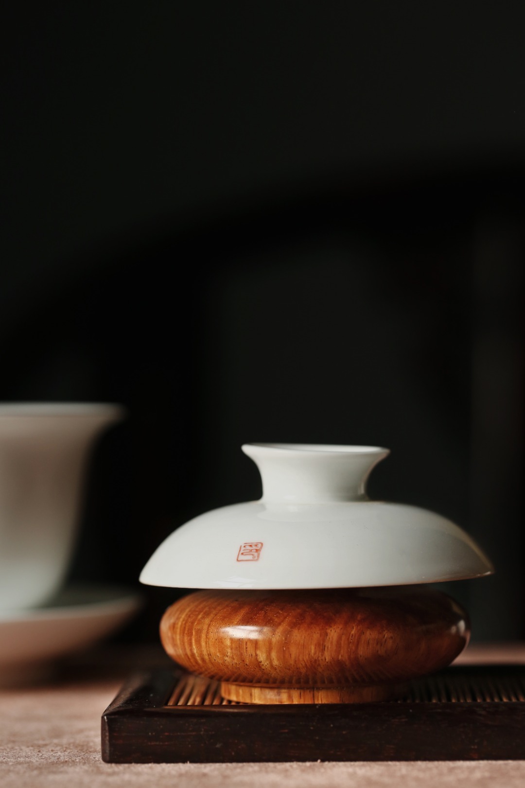 缅花/紫光檀 盖置 3.2*7*4cm  74.3g
