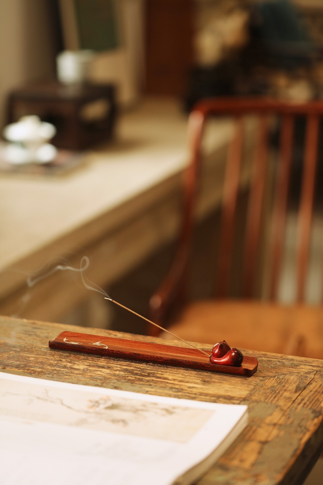 小叶紫檀 | 招财猫 香插 3.8*2.7*2.4cm 

24*4.3*1.1cm 
