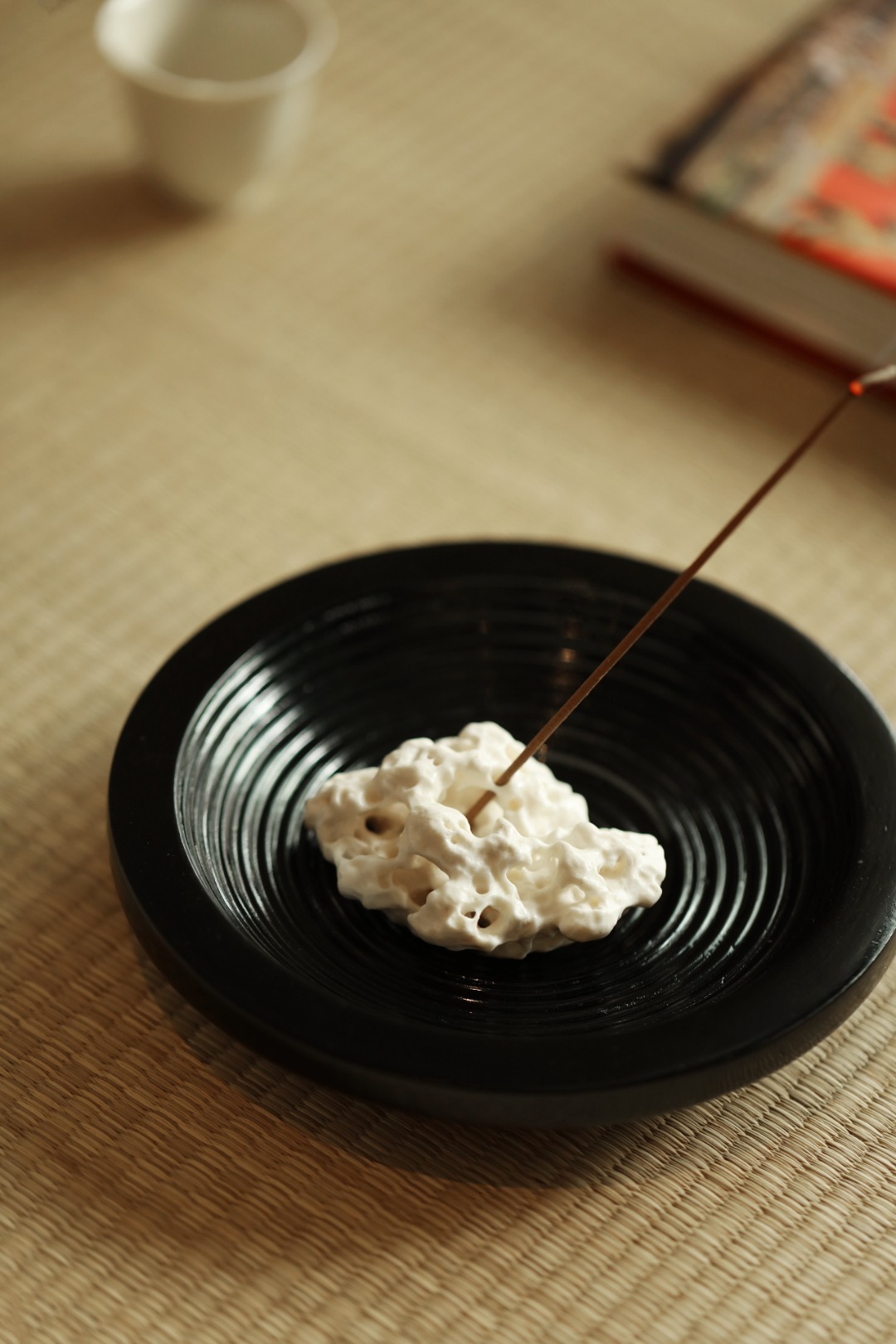 紫光檀x鹿角【枯山石】香插 直径14.7cm 高2.8cm 
