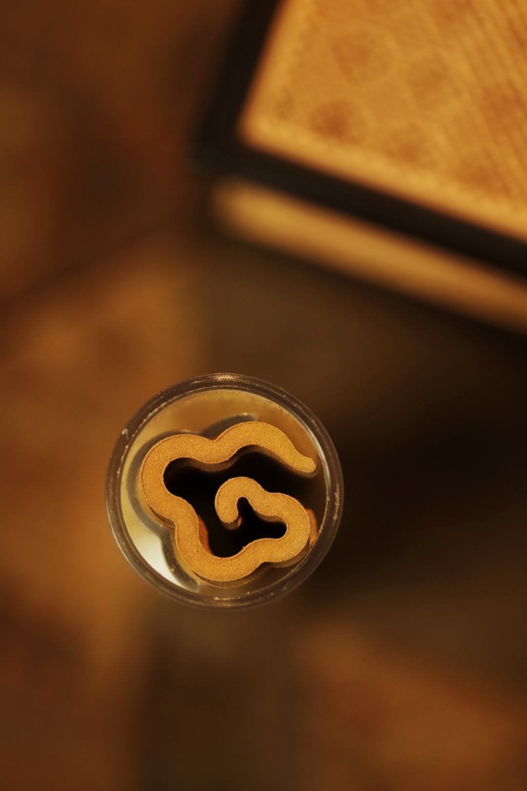 芽庄小虫漏 | 盘香13g装 
