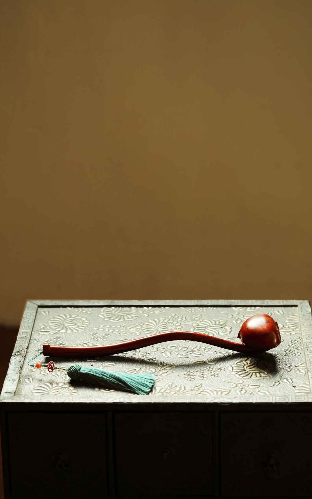 小叶紫檀 | 如意 31*7.2*4.6cm  重85g
